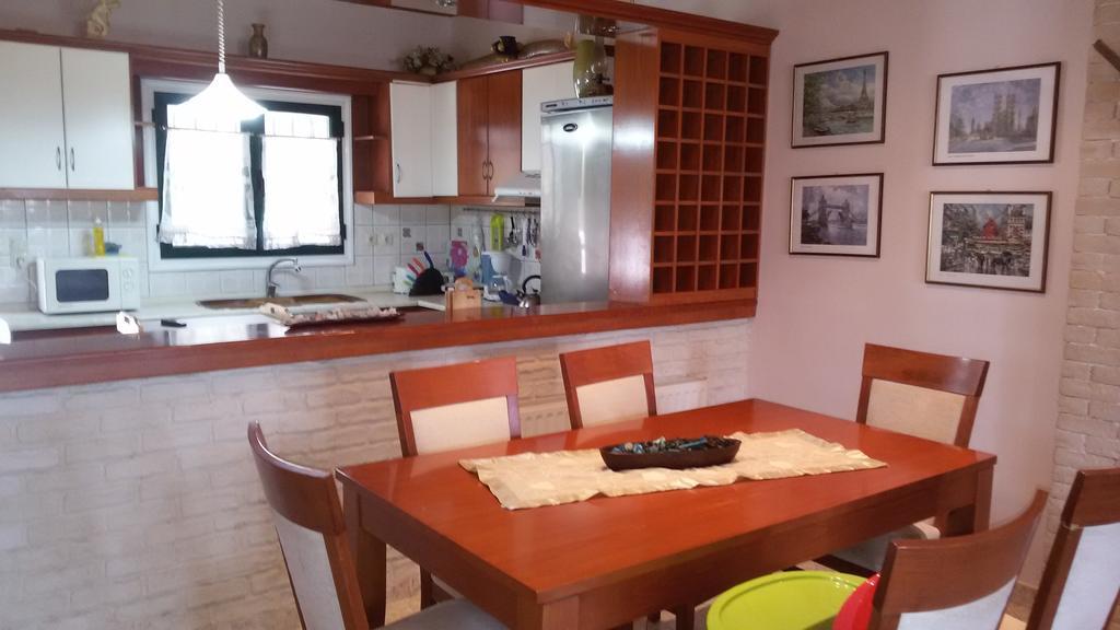 Thanos * Marathias (Corfu)